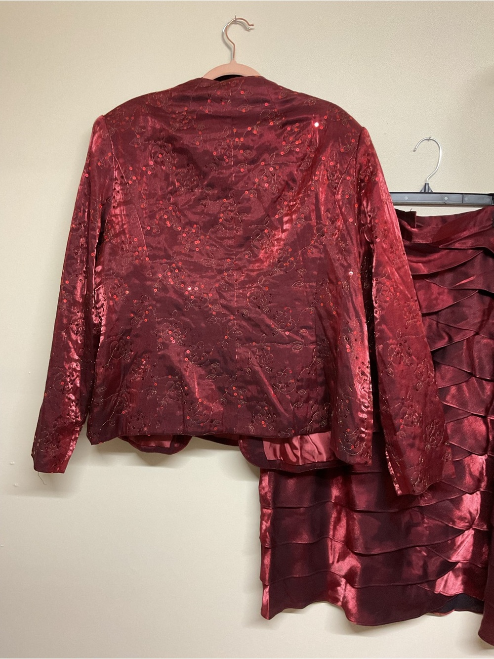 Moshita Elegant Sequin Burgundy Jacket, tank and Skirt Set - Picture 9 of 9
